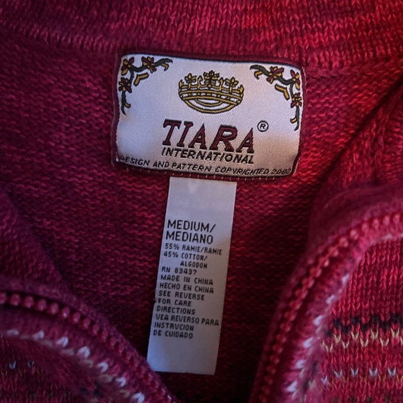 Red cardigan - Picture 2 of 2